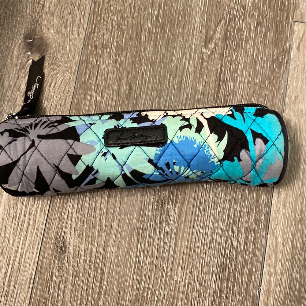 Vera Bradley makeup/storage bag